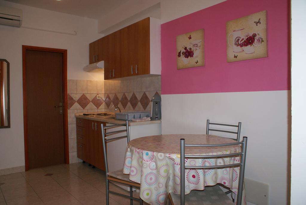 Apartments Vodopija 300M To The Beach สเวติ ฟิลลิปปี ยาคอฟ ภายนอก รูปภาพ