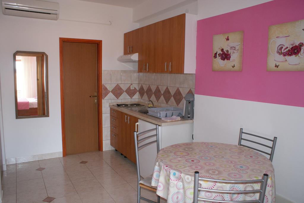 Apartments Vodopija 300M To The Beach สเวติ ฟิลลิปปี ยาคอฟ ภายนอก รูปภาพ